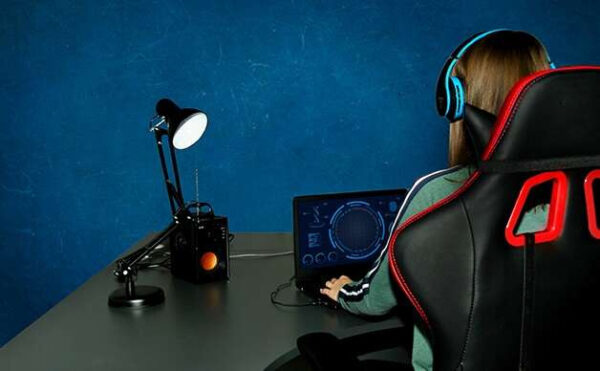 Gaming Chair - Black and Red Dunmoon - Image 15